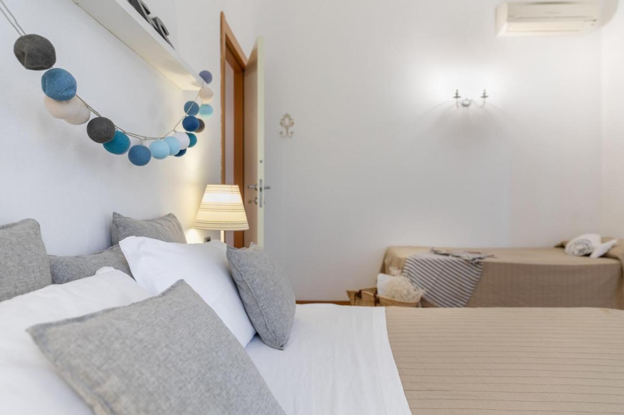 Appartamento La Vela San Bartolomeo Al Mare Exteriör bild